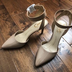 Like New! Sam Edelman Circus nude pumps size 10M